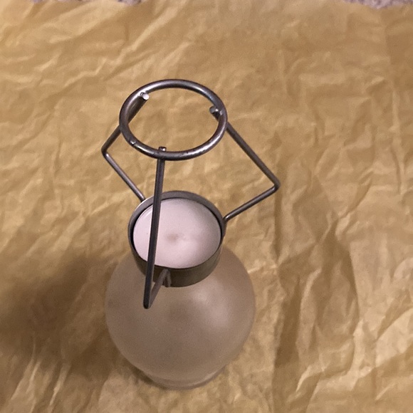 Lamp - Picture 2 of 5